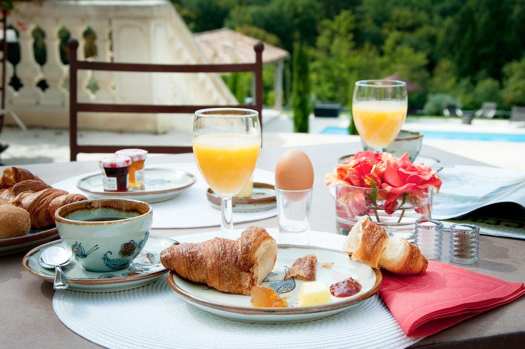 Hotel Domaine De La Fauconnie Campsegret Pokoj fotografie