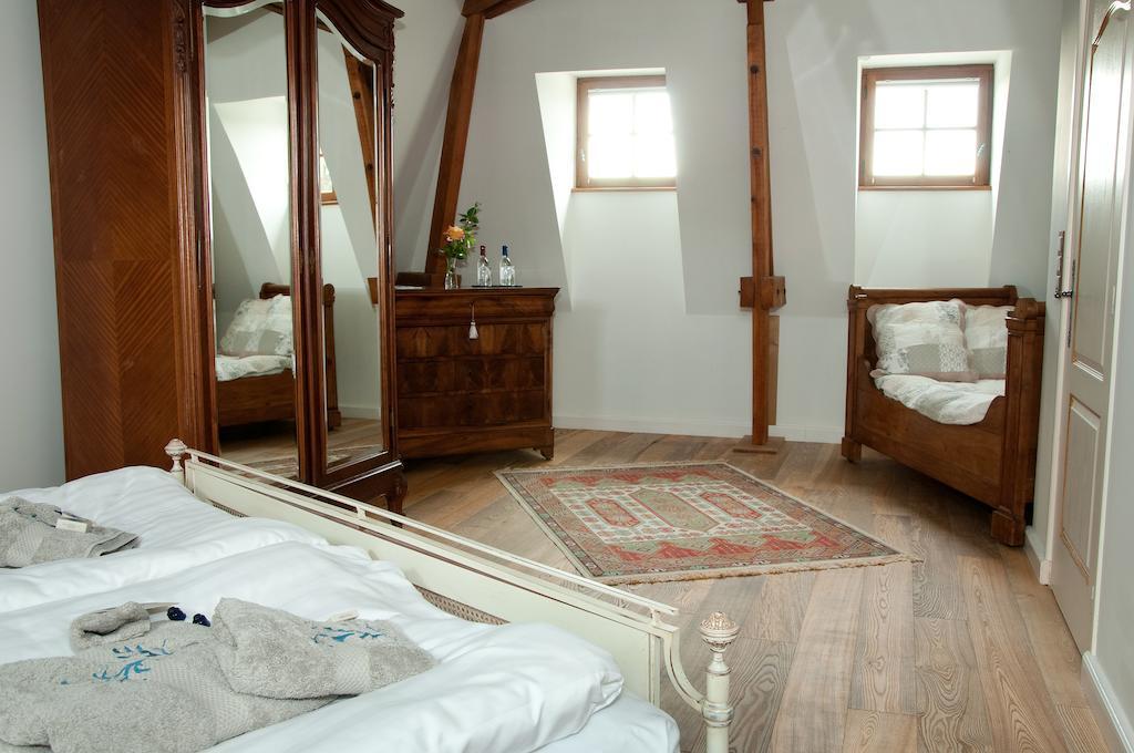 Hotel Domaine De La Fauconnie Campsegret Pokoj fotografie